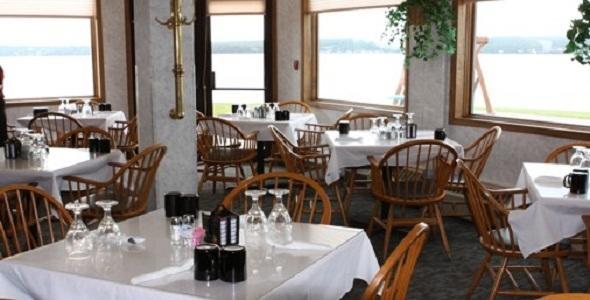 Baraga Lakeside Inn المظهر الخارجي الصورة