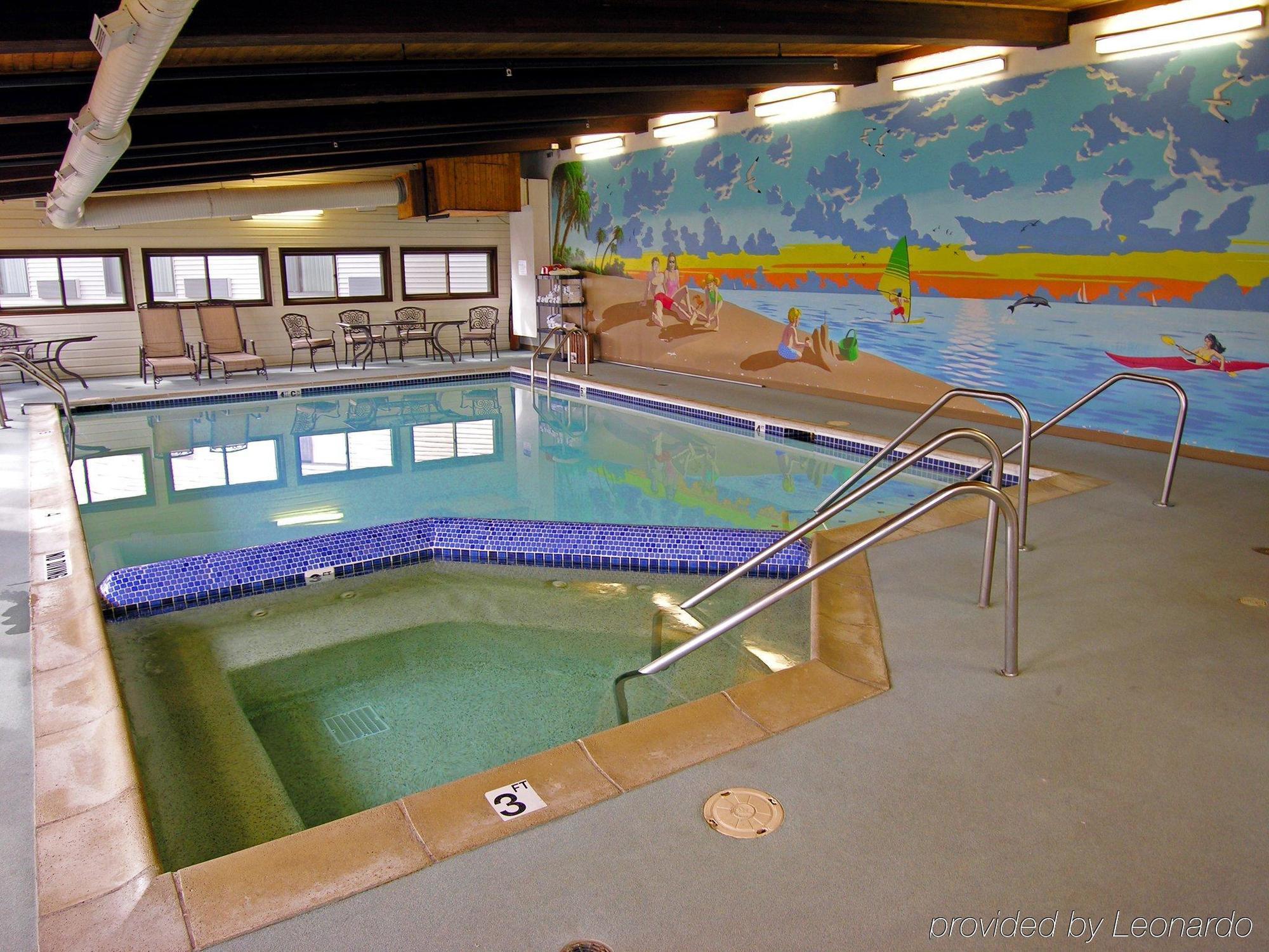 Baraga Lakeside Inn المرافق الصورة
